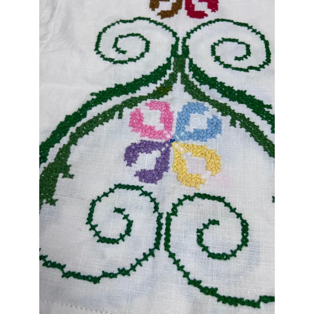 Vintage Embroidered Floral Linen Table Runner Colorful Cross Stitch 36